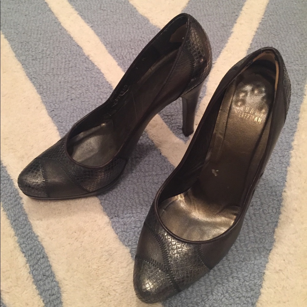 Stuart Weizman beautiful Smokey grey healed pumps